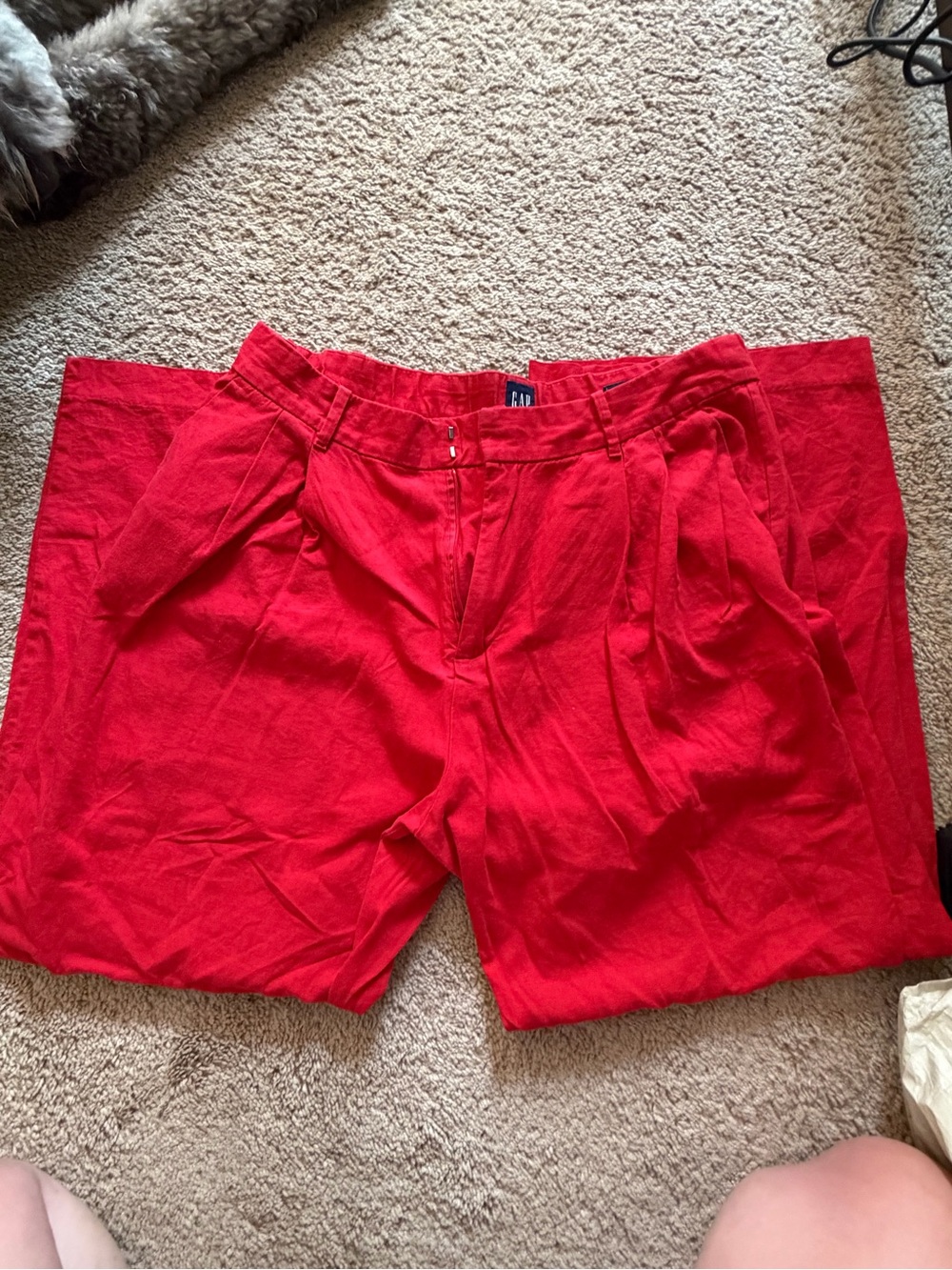 GAP women’s Bright Red Pleated Linen trousers